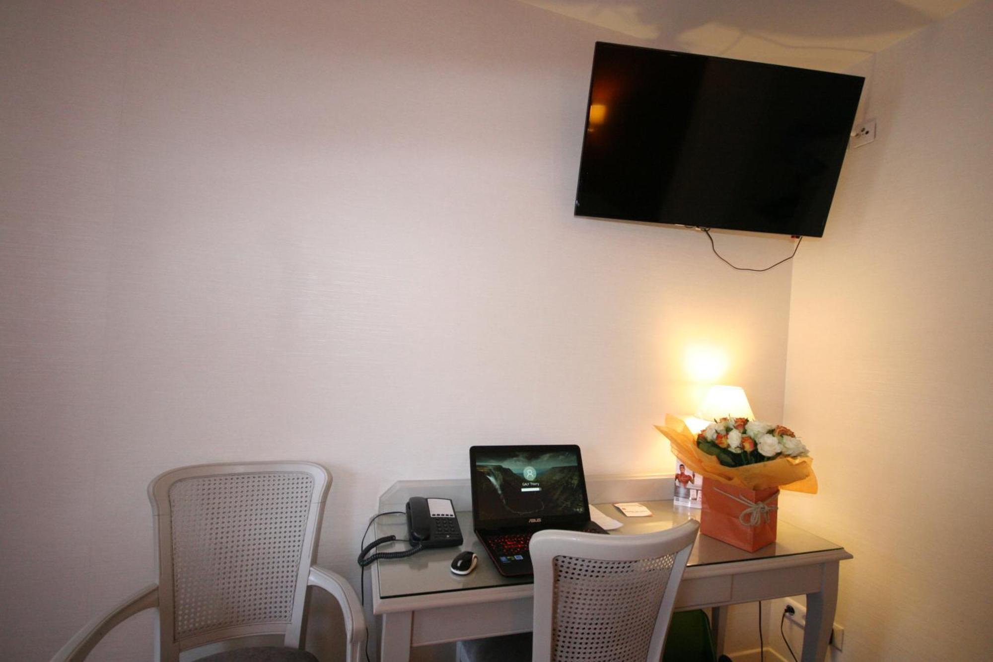 Hotel De La Gare Troyes Centre Kültér fotó